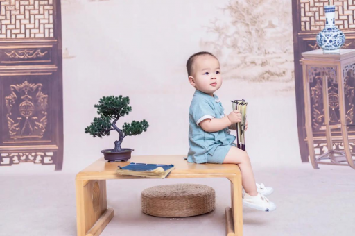 博尔塔拉蒙古宝宝几个月翻身才正常